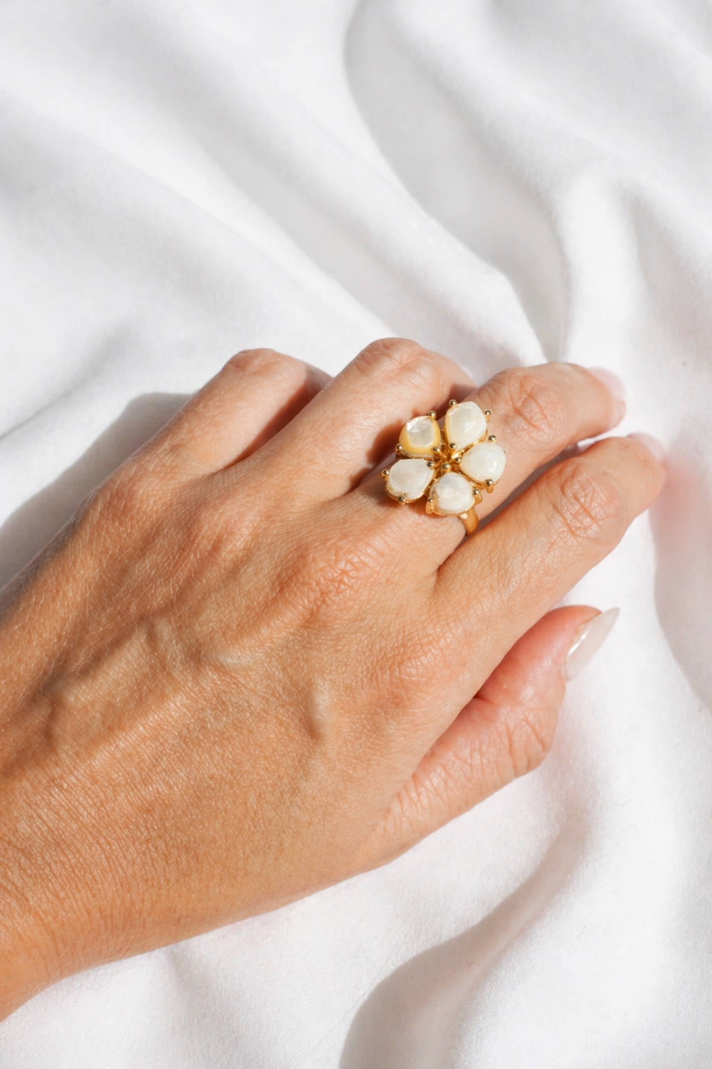 Anillo Flor de Luna Gold