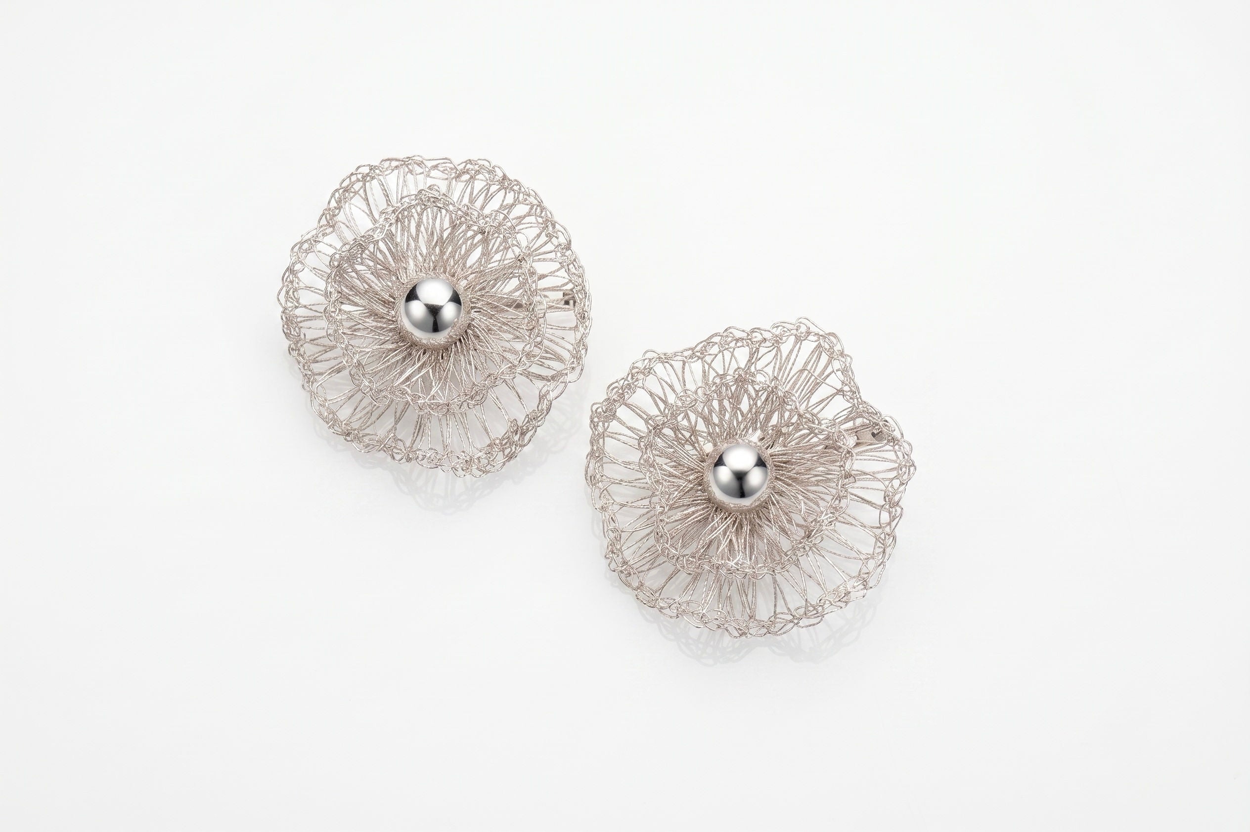 Aros Azalea Silver