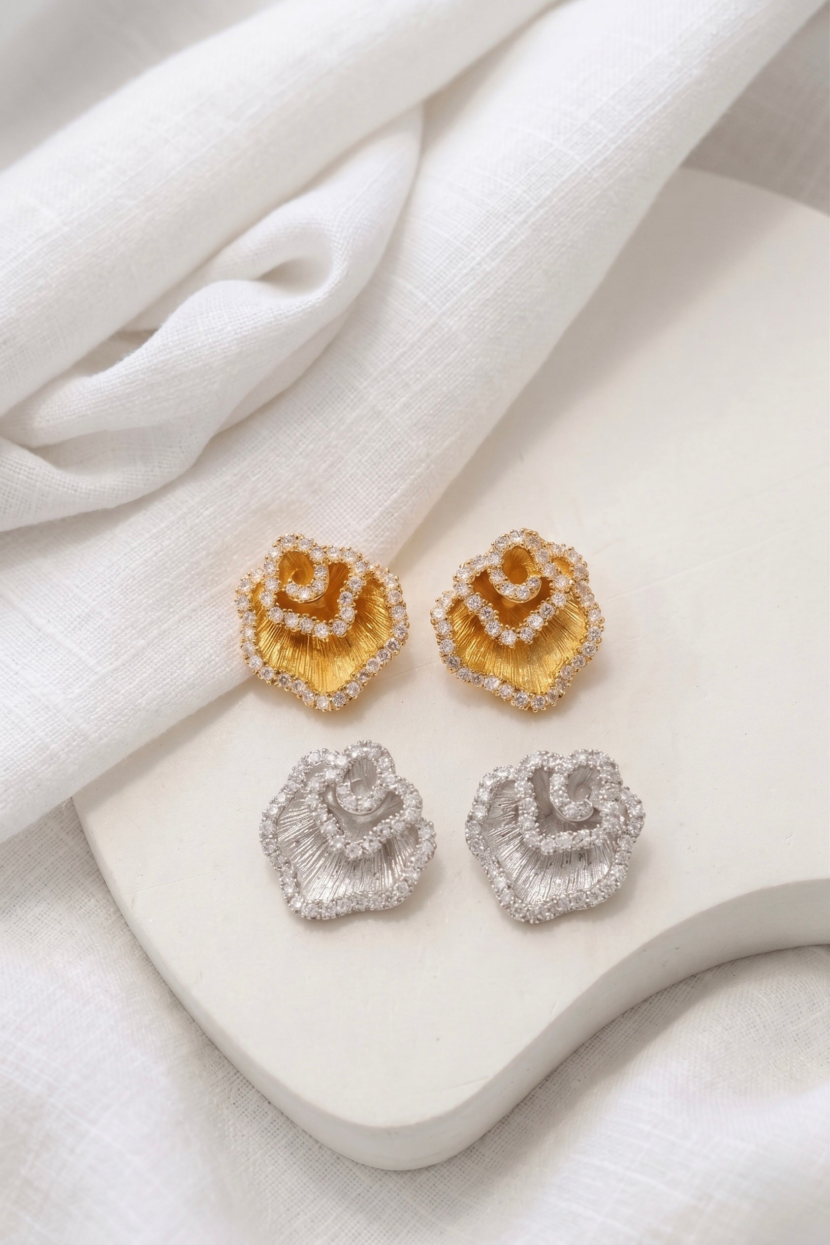 Aros Golden Bloom