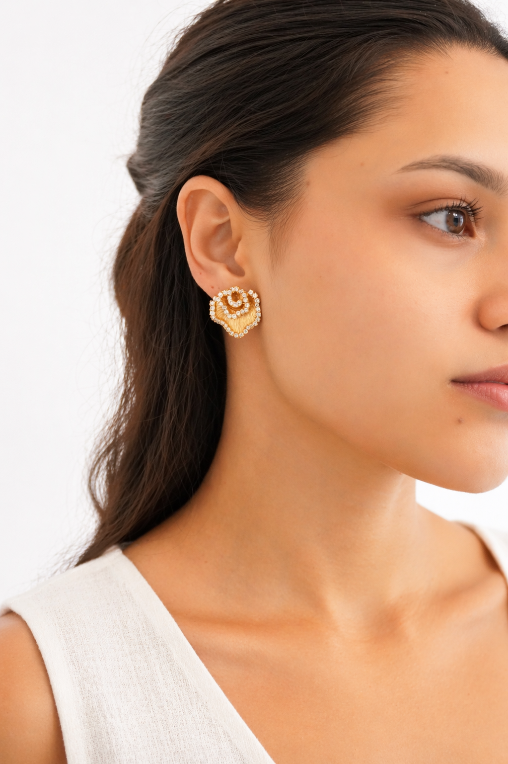 Aros Golden Bloom