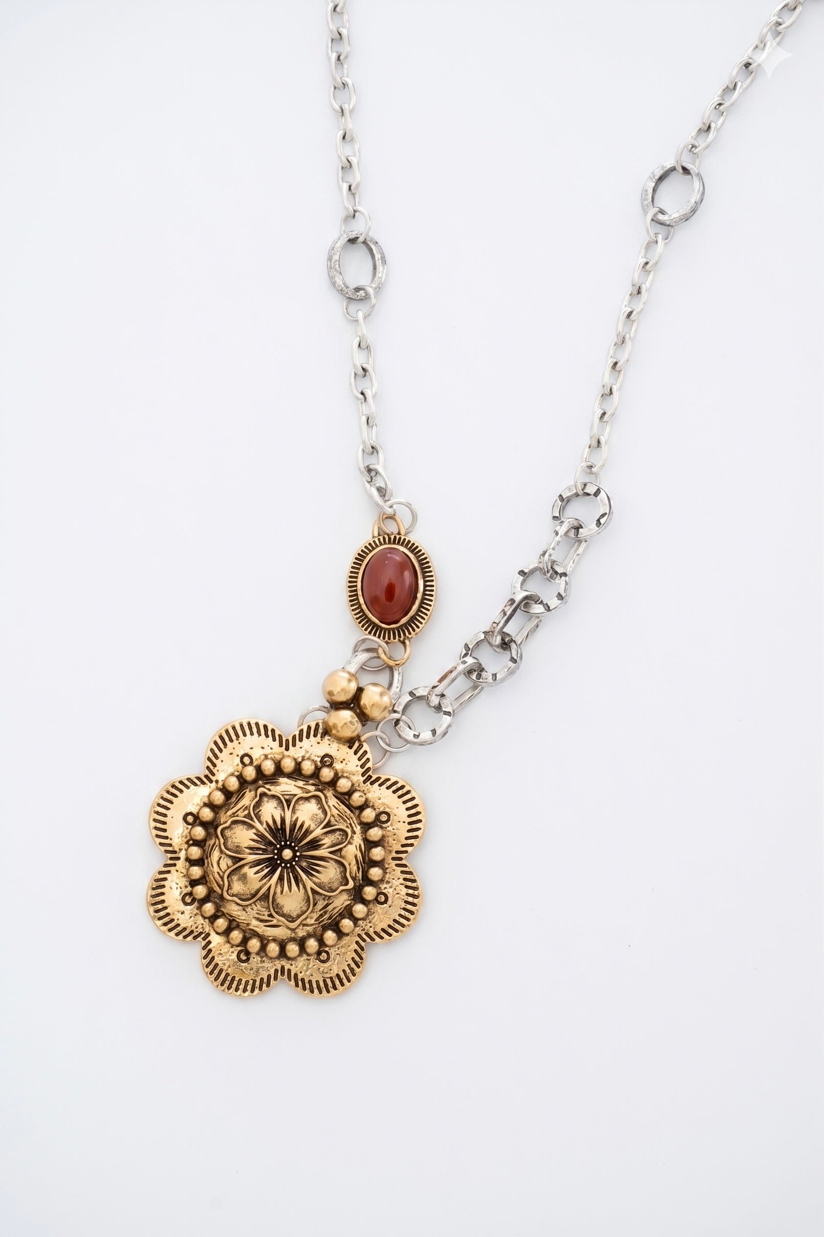 Collar Ornato