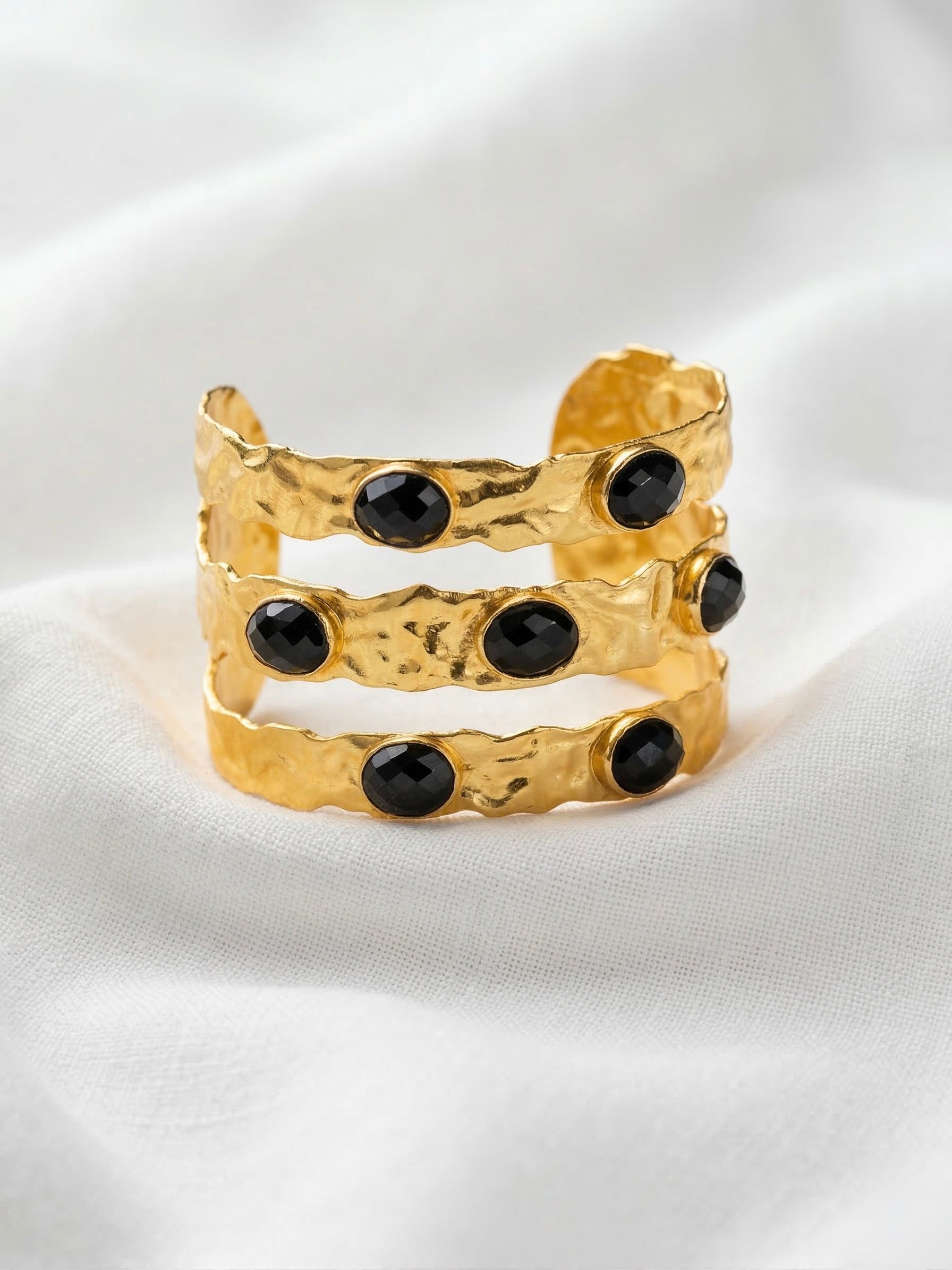 Pulsera Gold Piedras Negras