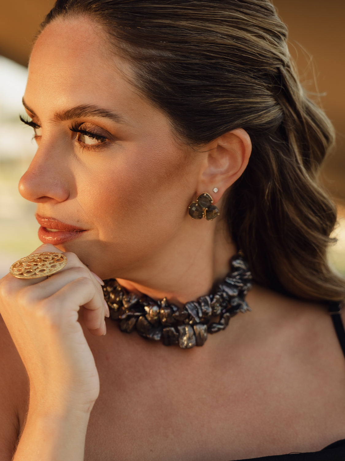 Choker Melanesia Gris