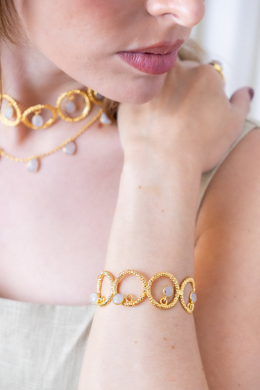 Pulsera Nari Piedra Lunar