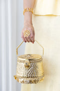 Clutch Dorado Tipo Cofre